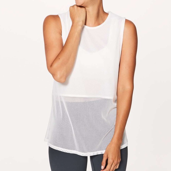 Lululemon Athletica || Mesh on Mesh Tank - Picture 4 of 11